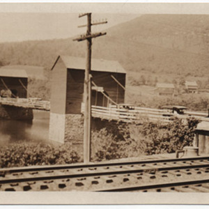 833 Chain Bridge 1920 web.jpg